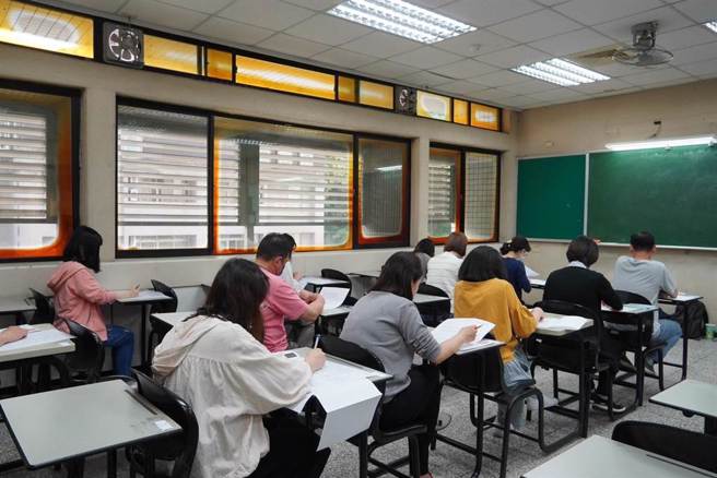 考选部指出，依规定选聘国家考试监考人员，不会透过其他管道招聘。图为高普考试场。(考选部提供)