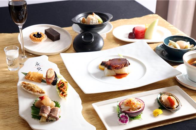 唐獎盛宴將於27日登場，12日在台北美福大飯店舉行菜色發表會，本屆以「法治精神 文化饗宴」為主題，融入在地食材，呈現精緻道地台灣料理。（鄧博仁攝）