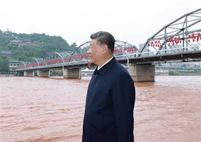 習近平主持黃河流域生態保護高品質發展座談會。（新華社）