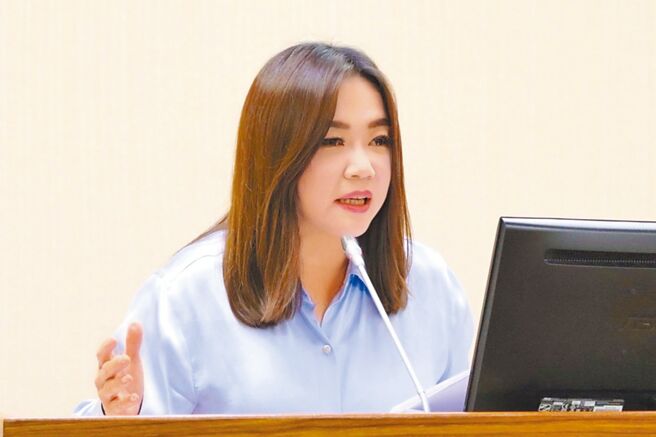 立委马文君认为，幻象战机失事搜救任务一波三折，飞官谢沛勋延宕约2小时才就医，认为应该将实况转播精力，用来协调优化搜救机制。（马文君提供／杨静茹南投传真）