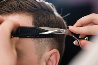 剪髮收费先看GG大小 泰国设计师订超扯价目表