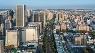 台中商辦交易量激增6倍！「允將TST台灣之鑽」坐擁七期雙王核心地標