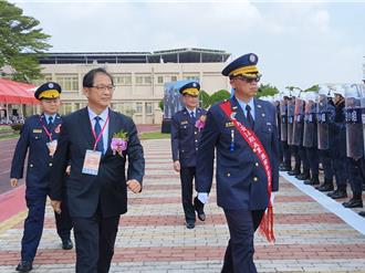 動員200人鎮暴演練鄭銘謙校閱後閃離  嘉監：部長行程很多