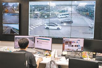 智慧交控 内湾假日尖峰壅塞改善37％