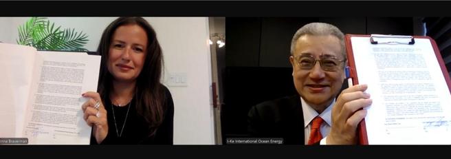 联达行子公司以科国际13日与以色列Eco Wave Power正式签署波浪发电设备採购合约，左为Eco Wave Power 共同创办人Inna Braverman，右为联达行董事长黄齐元。图／业者