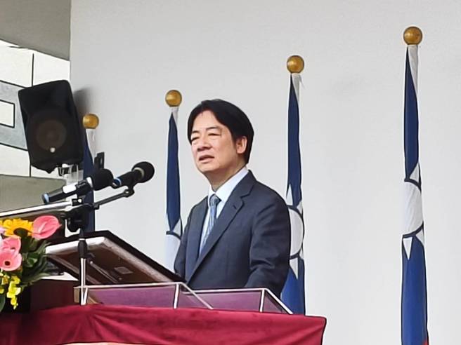 賴清德13日上午到海軍官校，主持上任後第一次的「三軍士官新生聯合開學典禮」並親自致詞勉勵。(林雅惠攝)