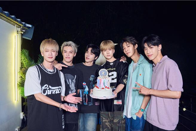 Ozone成军两周年前夕举办线上发片派对。（索尼音乐提供）