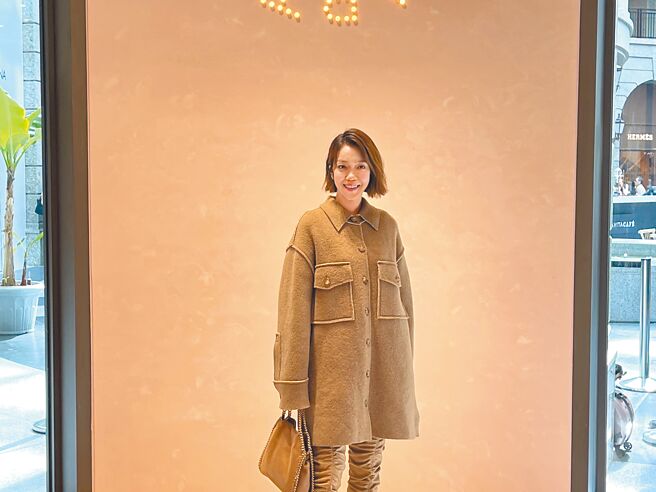 大霈12日穿著秋冬新裝出席精品活動。（池宗玲攝）