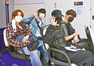 SHINee泰民和B.A.P登台 今晚开唱