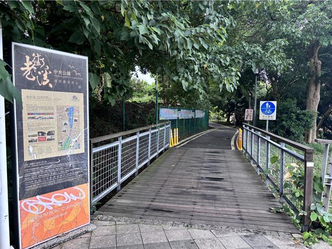 据交通部观光署公布2024年上半年统计桃园市最受欢迎的旅游景点，「中坜老街溪步道」吸引501万人次，高于341万人次的大溪老城区。（廖姮玥摄）