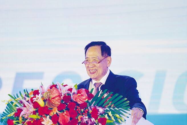 声宝集团总裁暨瑞智董事长陈盛沺，13日晚间在青岛主持瑞智35周年及青岛厂建厂20周年庆。图／瑞智精密提供