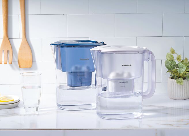 日本专业净水，Panasonic台湾水质专用滤水壶登场，完整阵容用好水为生活注入更多美好。图／Panasonic提供