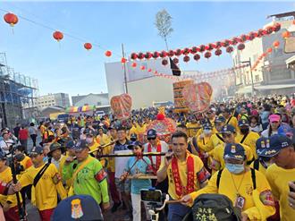 梧棲區浩天宮「大庄媽」起駕 7天6夜徒步進香南下朝天宮