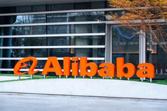 蔡崇信近4個月增持阿里145萬股 持股占比增至1.44％