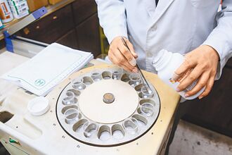 工商社論》政府應正視癌症病人的用藥困境