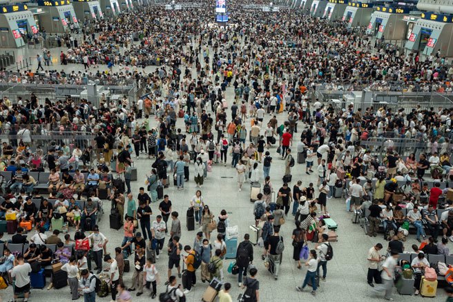 大陆铁路国庆黄金周运输自9月29日开始，至10月8日结束，为期10天，全国铁路预计发送旅客1.75亿人。（示意图:shutterstock/达志）