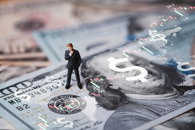 目前股市资金转进债市，外资近期也持续加码美债，量缩则会造成指数只守不攻。（示意图/达志影像/shutterstock）