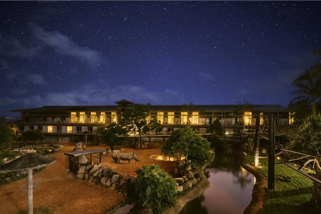 九月秋遊關西六福莊 ，指定日入住輕鬆無負擔。（六福旅遊集團提供）