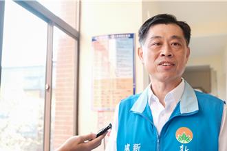 「林智堅人馬」任新竹縣新聞處長惹議！顏章聖喊無黨派  楊文科趕行程快閃