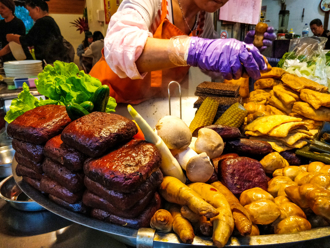 精誠夜市滷味吃到OK繃「是老闆手上的」 衛生局啟動調查