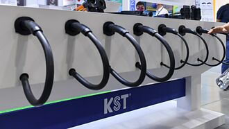 健和興 前八月每股賺3.83元