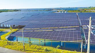 業者促更完善配套 學者稱再生能源目標難成