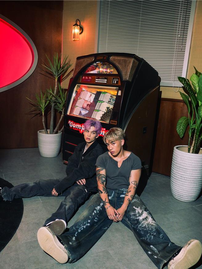 Tyson Yoshi新歌邀派偉俊合作。（想不到音樂工作室提供）