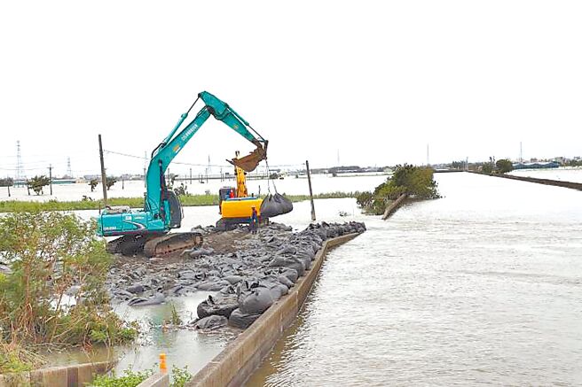 凱米颱風過後，雲林縣政府全面盤點相關災害點位，共獲中央補助46億4000多萬元水利整建經費。縣長張麗善15日表示，將藉由改善雲林淹水情況，打造更具韌性的城市。（雲林縣政府提供／張朝欣雲林傳真）