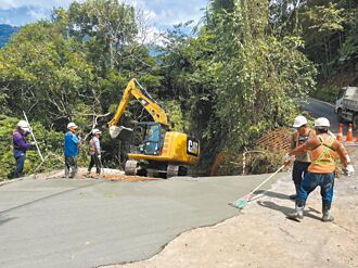 雪霧鬧替代道路搶通 限白天通行