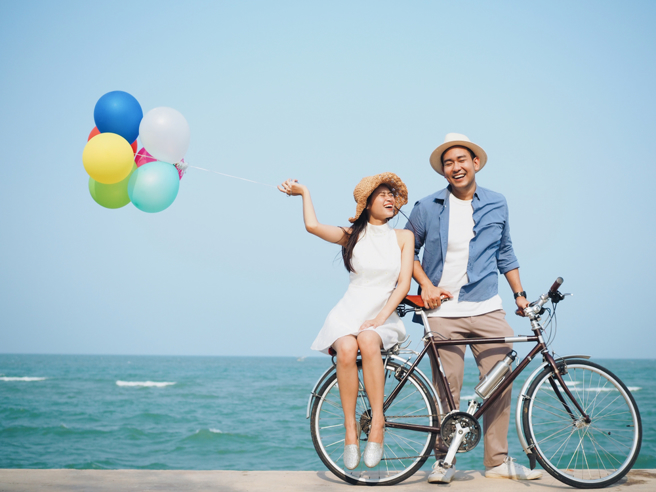 天秤、射手、双鱼、狮子4星座中秋后将迎来桃花盛开的好运。（示意图：shutterstock／达志）