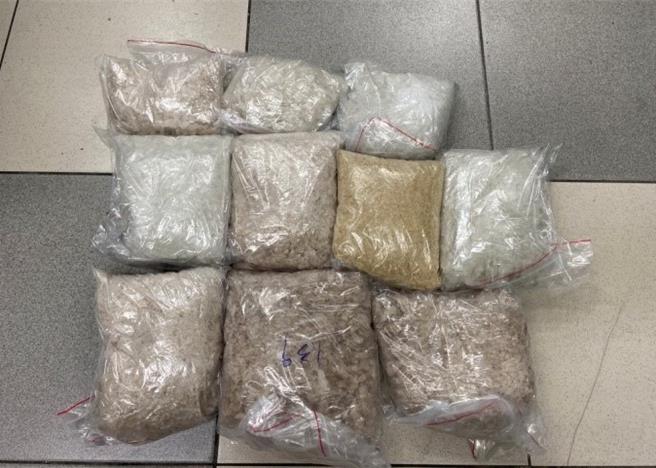 屏东李姓水电工贩卖安非他命未确实供出毒品来源，上诉求减刑被二审法官驳回。（安非他命示意图，本报资料图照片／郭良杰高雄传真）