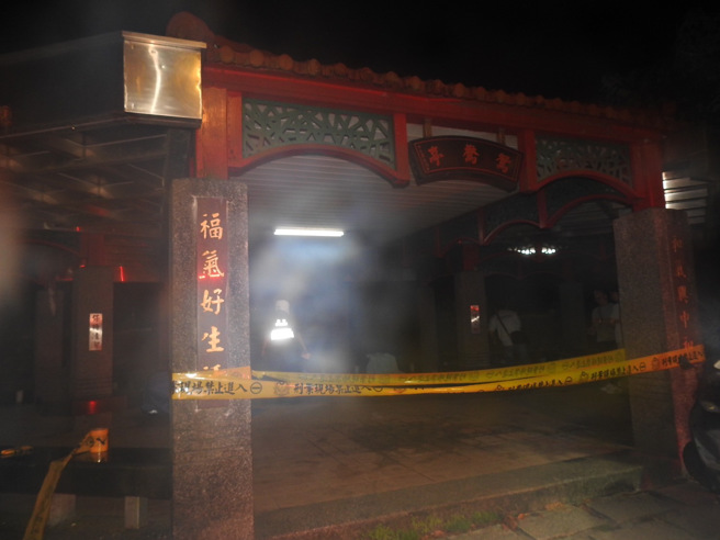 新北市中和区连城路13日才传出焦尸命案，时隔4日又再发生类似事件；画面为命案现场。（图 / 刘咏韵翻摄）