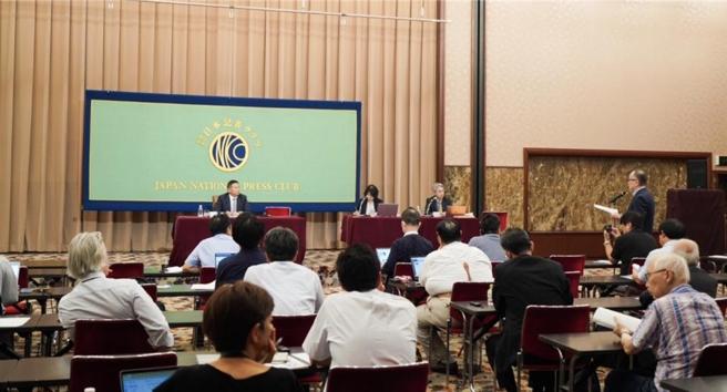 國發會主委劉鏡清17日應邀參加日本國家記者俱樂部（JNPC）聯合記者會。圖／國發會提供