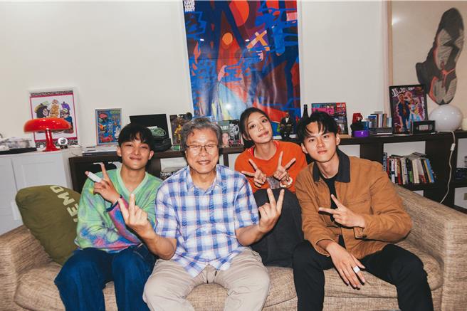 楊烈力挺「沒有才能」若欣、裴拓、碩美。（華研國際提供）