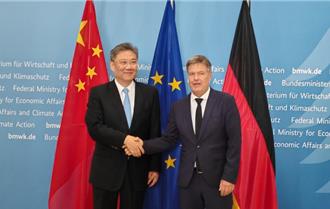 陆商务部长见德经长 盼德改变欧盟对陆电动车关税