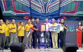 深丘福德宮捐贈巡邏車 助海山警分局維護治安