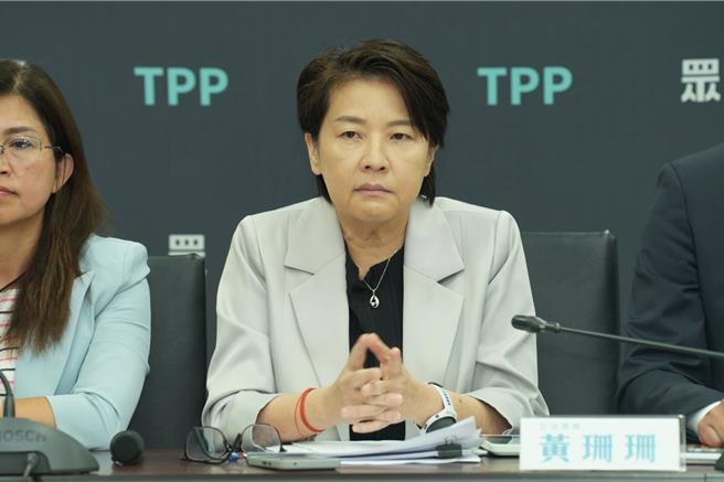 黄珊珊今回应，政治献金都可查询，不必含沙射影，而是否有涉案，相信检调会比锺清楚很多。（民眾党团提供）