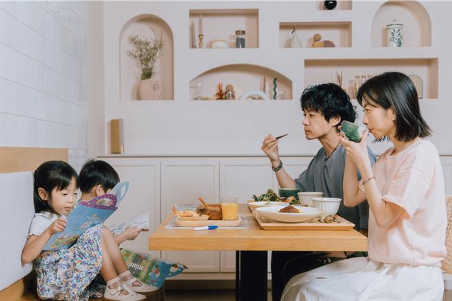 亲子都能轻松享受用餐时光。（FUWA芙蕴小食料理）