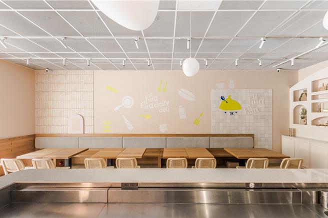 容纳20人完整座位区，包场庆生最适合。（FUWA芙蕴小食料理）