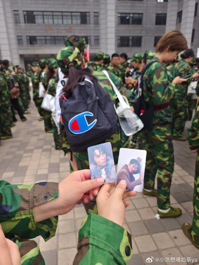 网疯传自制「萧敬腾雨神卡」居然祈雨成功。（图／微博）
