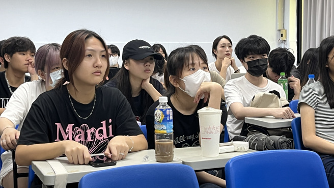 「2024第十六屆海峽兩岸電視主持新秀會」9月18日主辦單位受邀前往銘傳大學進行活動分享會宣講第一站。(攝/劉安婕)