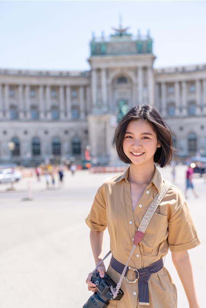 于卉乔感受欧洲的艺术人文气息。（光意娱乐提供）