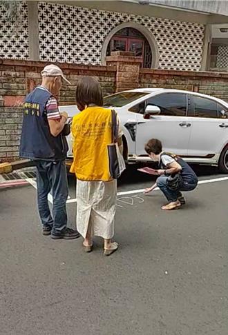 放停車格也被拖吊！新竹男欠稅車遭科技執法認出查封