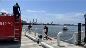  高雄流行音樂中心停車場旁 驚見1具男浮屍身分待查