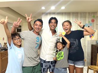 柯有倫愧疚「沒時間陪妻女」 自爆育兒失敗：不知道在幹嘛