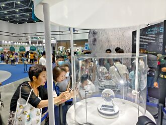 一箭十星 長征六號運載火箭發射成功