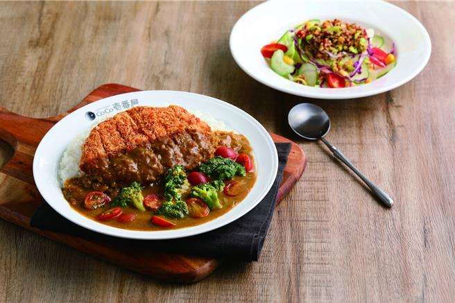 COCO壹番屋19日新店独家进驻京站小碧潭店，点主餐就送限量小礼物。（京站提供／朱世凯台北传真）