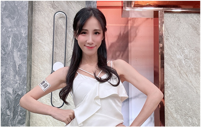 瑶瑶省电有方。（瑶瑶黄乔歆脸书）