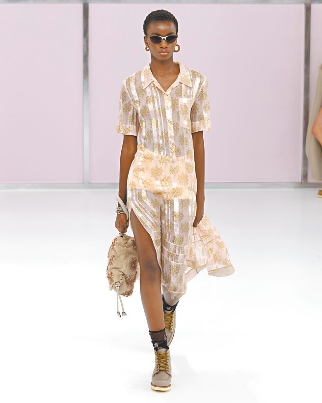 FENDI 2025春夏系列带领观者回到1920年代。（FENDI提供）