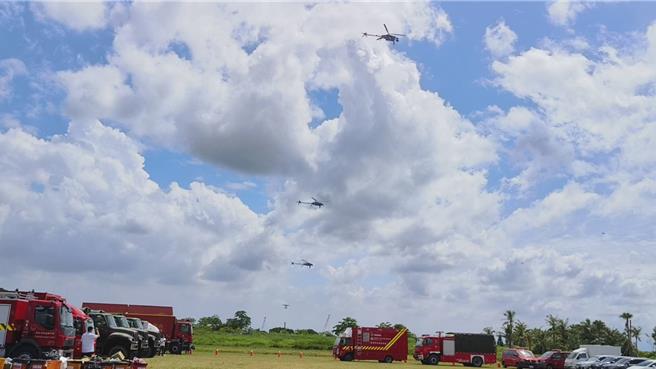 921国家防灾日大规模震灾救灾动员演练今天在嘉义县举办，无人机演练。（廖素慧摄）
